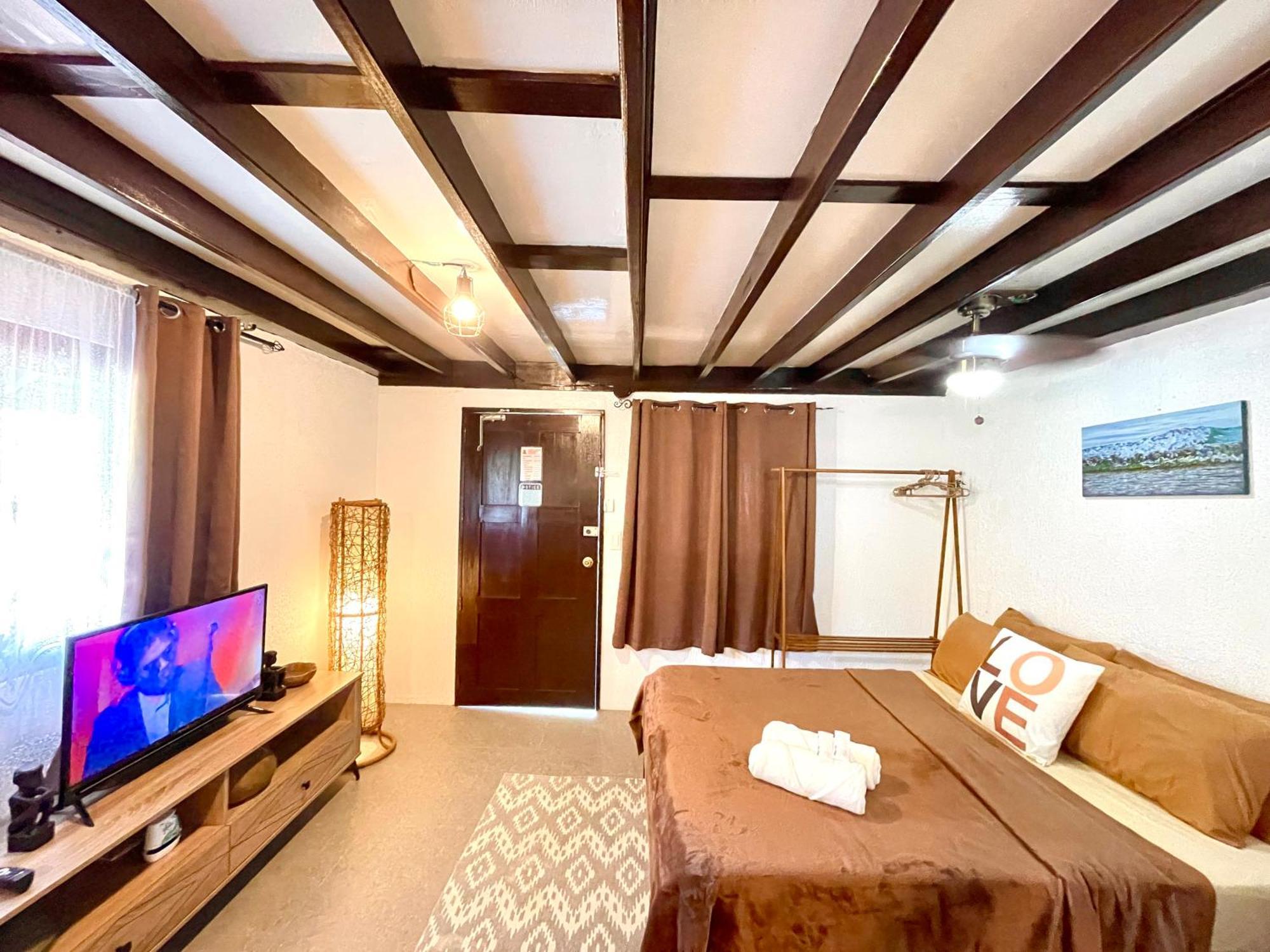 Galera Lodge Puerto Galera Ngoại thất bức ảnh